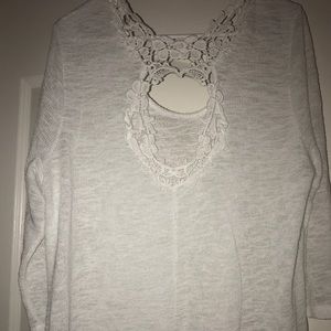 Quarter Sleeve Top with Open Back (Lace Detail)